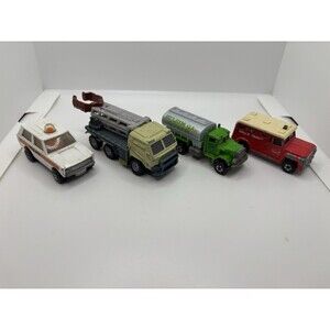 Vintage Matchbox Hot wheels Lot Of 4 Wells Fargo Police Trucks